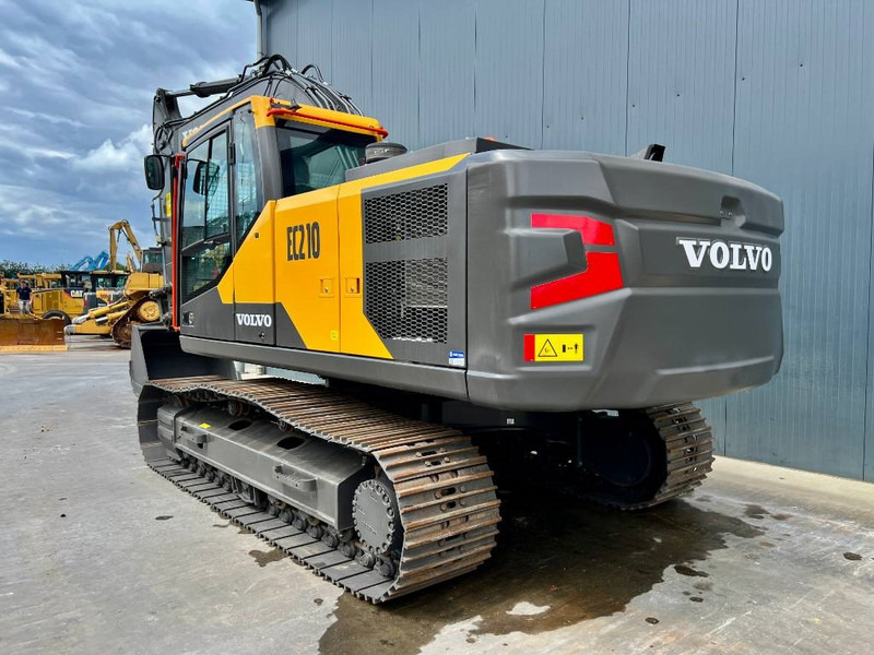 Volvo EC210 - Crawler excavator: picture 3 Volvo EC210 - Crawler excavator: picture 3