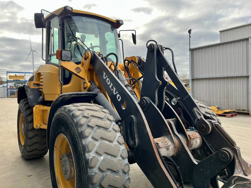 Wheel loader Volvo L50F: picture 14
