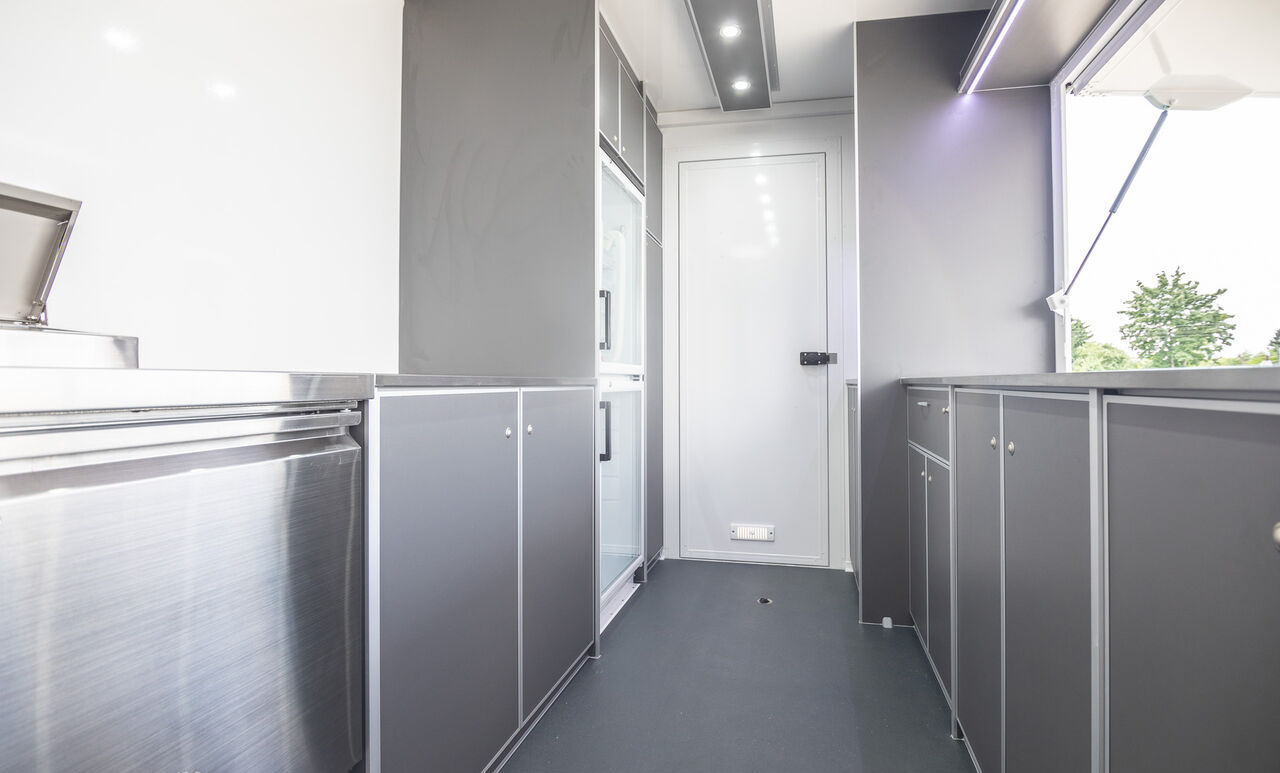 Lease a Bannert FOOD TRUCK Imbiss Handlowy Burger Kebab Bannert FOOD TRUCK Imbiss Handlowy Burger Kebab: picture 23