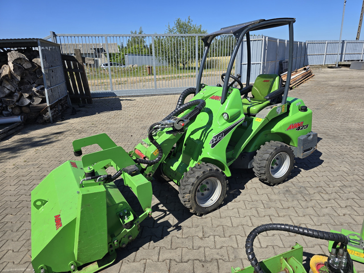 AVANT 423 - Skid steer loader: picture 4 AVANT 423 - Skid steer loader: picture 4