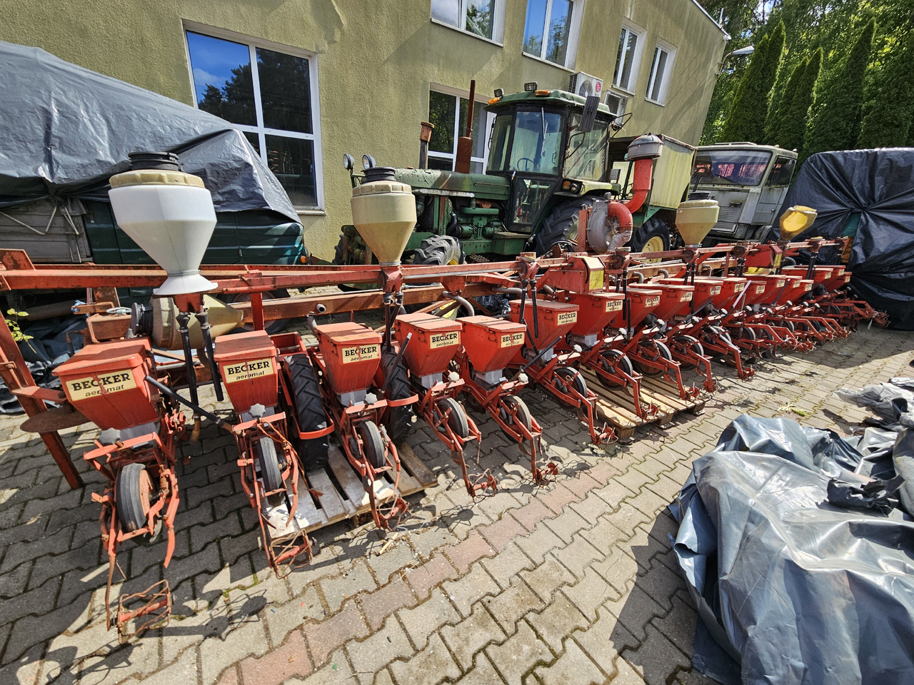 Becker Aeromat - Precision sowing machine: picture 1 Becker Aeromat - Precision sowing machine: picture 1