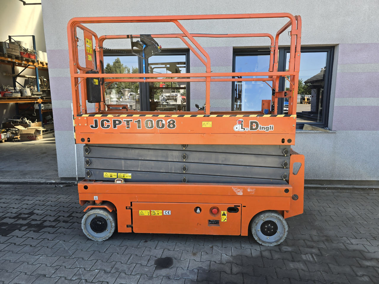 DINGLI JCPT1008DC - Scissor lift: picture 1 DINGLI JCPT1008DC - Scissor lift: picture 1