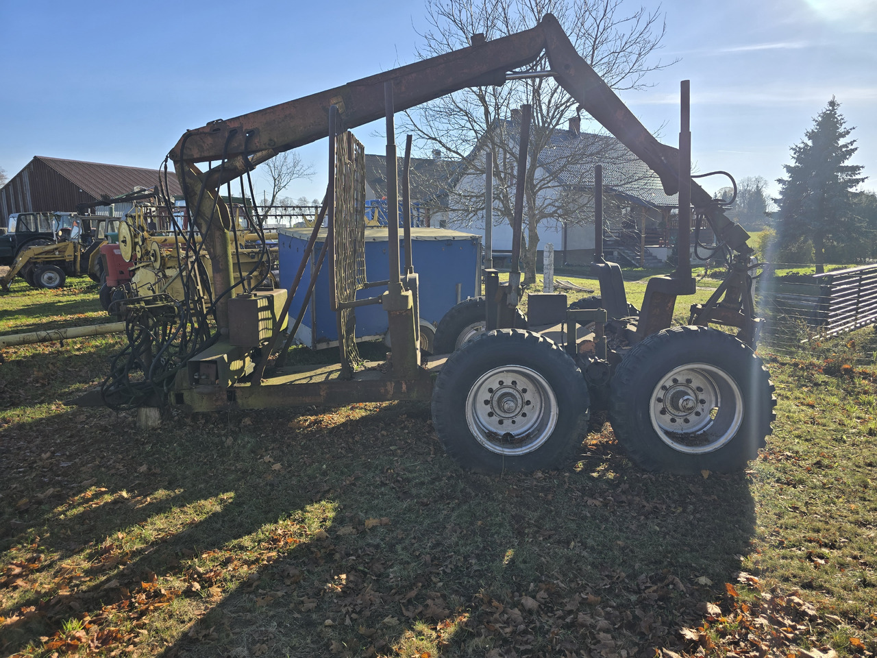 Przyczepa leśna do zrywki - Farm trailer: picture 2 Przyczepa leśna do zrywki - Farm trailer: picture 2