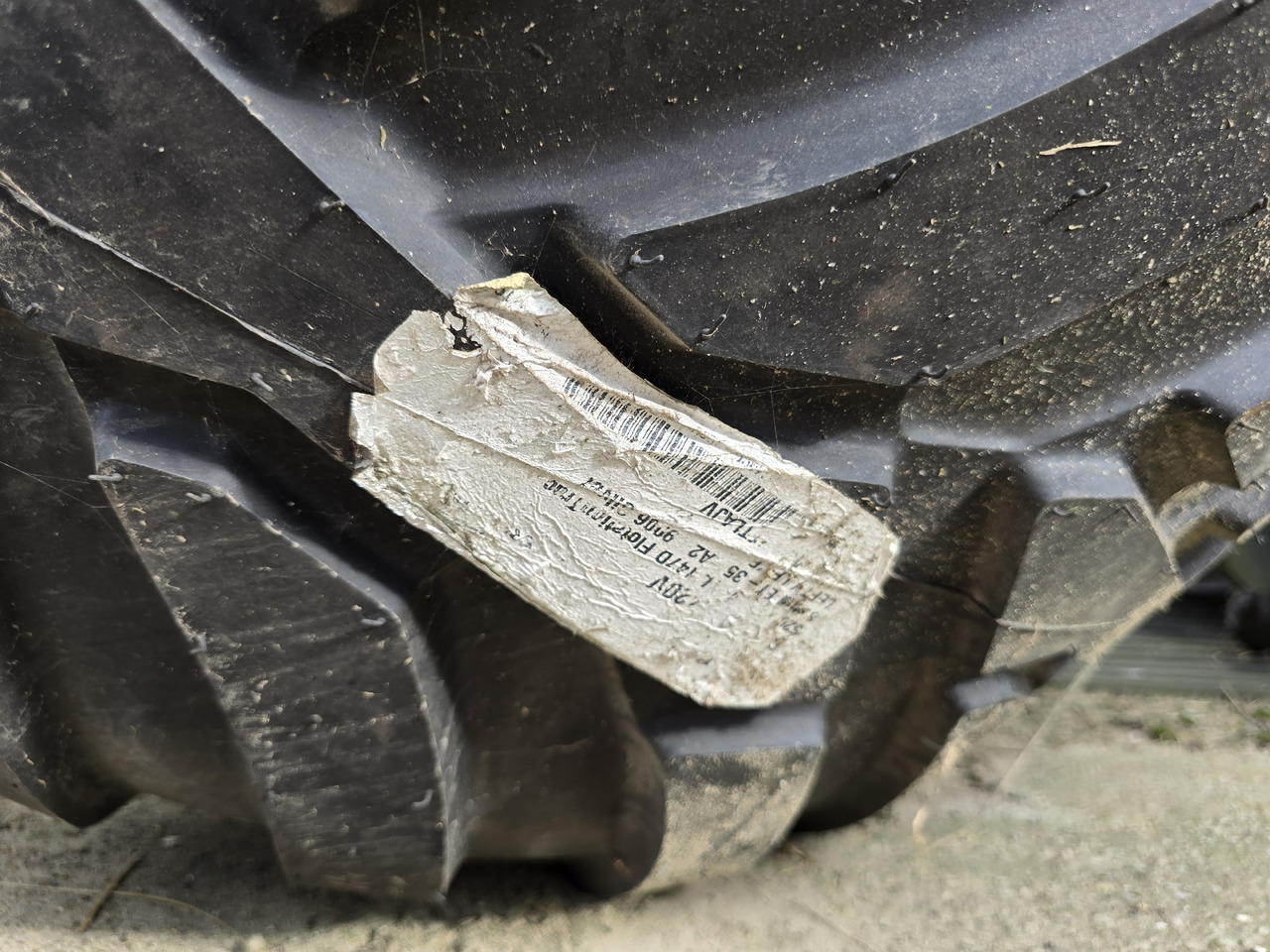 VREDESTEIN 520/50 R17 IMP - Wheel and tire package for Agricultural machinery: picture 3 VREDESTEIN 520/50 R17 IMP - Wheel and tire package for Agricultural machinery: picture 3