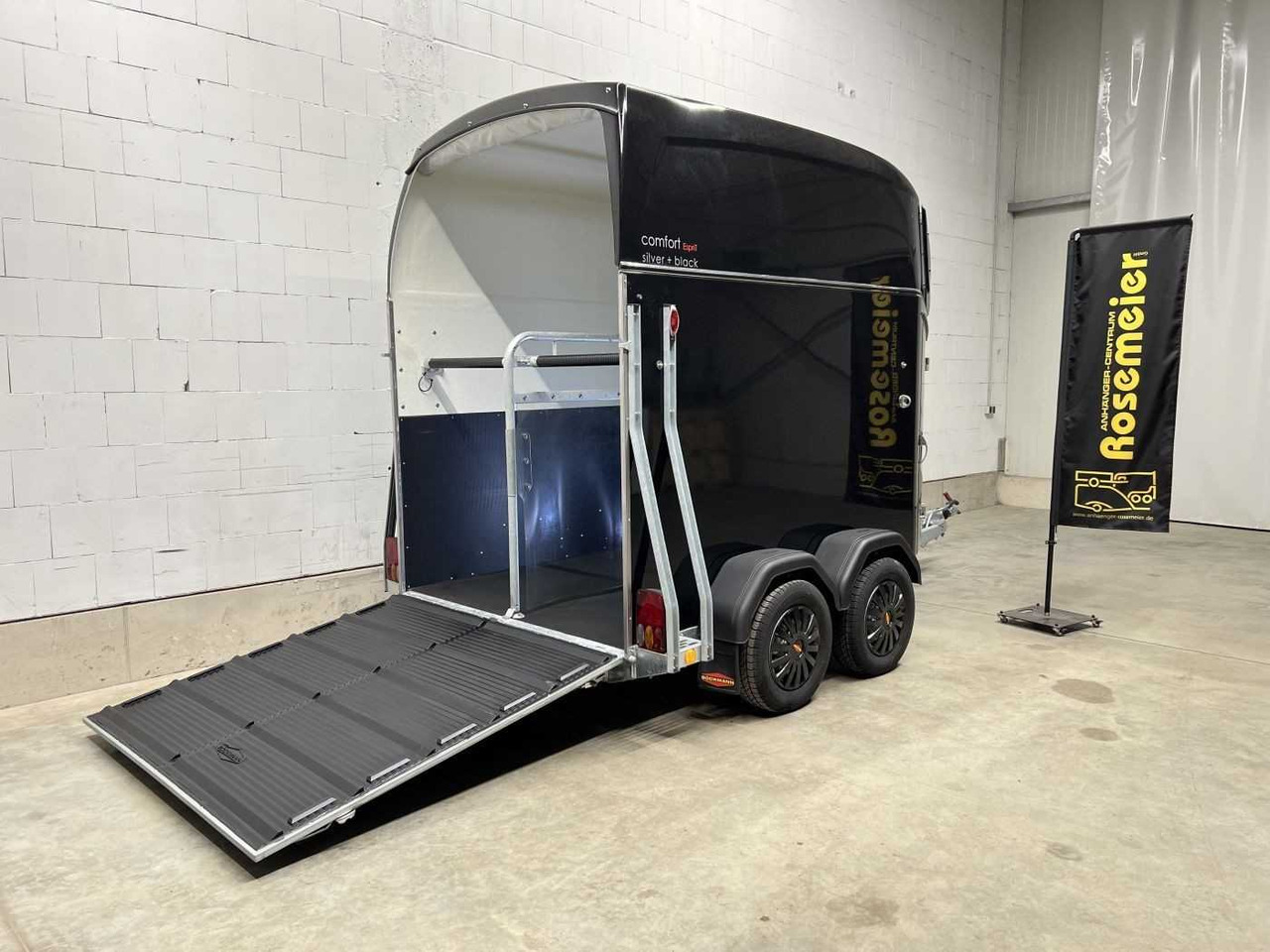 BOECKMANN Comfort Esprit sil+bl SK AB TS Pferdeanhänger - Horse trailer: picture 2 BOECKMANN Comfort Esprit sil+bl SK AB TS Pferdeanhänger - Horse trailer: picture 2