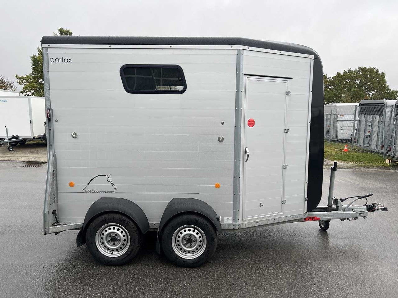 BOECKMANN Portax E TKL Pferdeanhänger - Horse trailer: picture 2 BOECKMANN Portax E TKL Pferdeanhänger - Horse trailer: picture 2