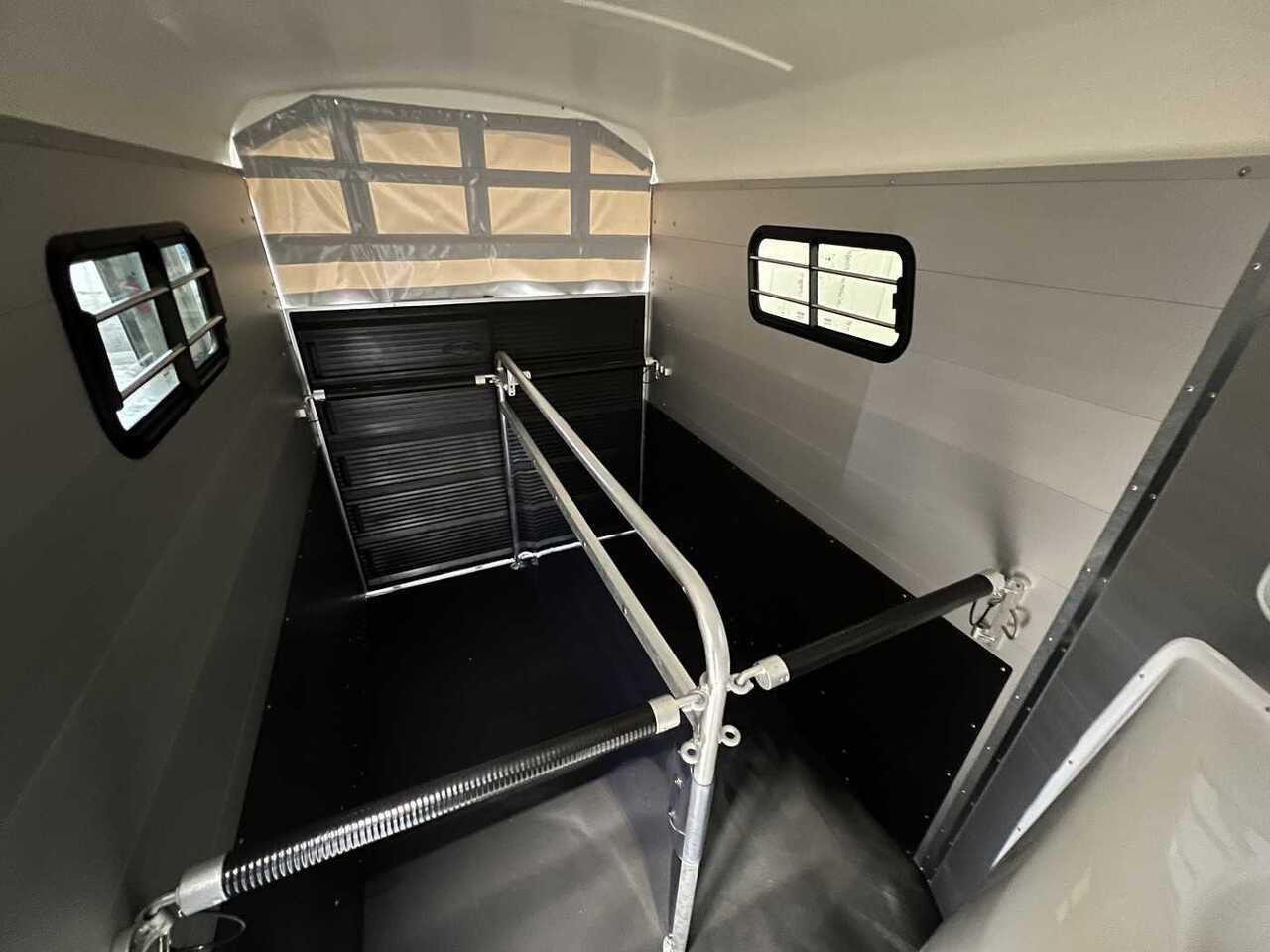 New Horse trailer BOECKMANN Portax Esprit silv+bl Paket Pferdeanhänger: picture 19