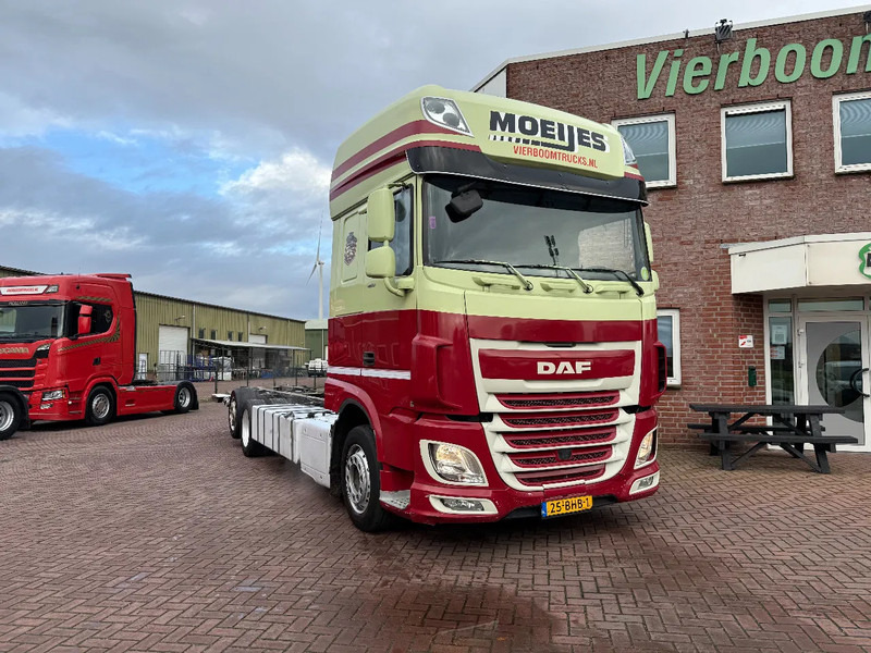 DAF XF 460 XF460 6X2 SCC EURO6 CHASSIS - HOLLAND TRUCK - SMART TACHO -TOP CONDITION!!!! - Cab chassis truck: picture 1 DAF XF 460 XF460 6X2 SCC EURO6 CHASSIS - HOLLAND TRUCK - SMART TACHO -TOP CONDITION!!!! - Cab chassis truck: picture 1