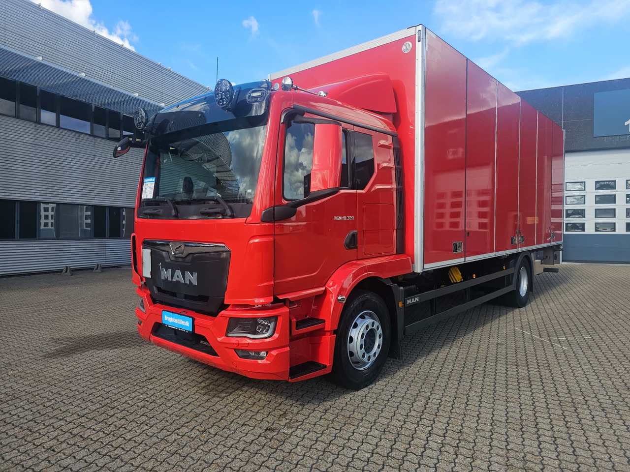 MAN TGM 18.320 - Box truck: picture 1 MAN TGM 18.320 - Box truck: picture 1