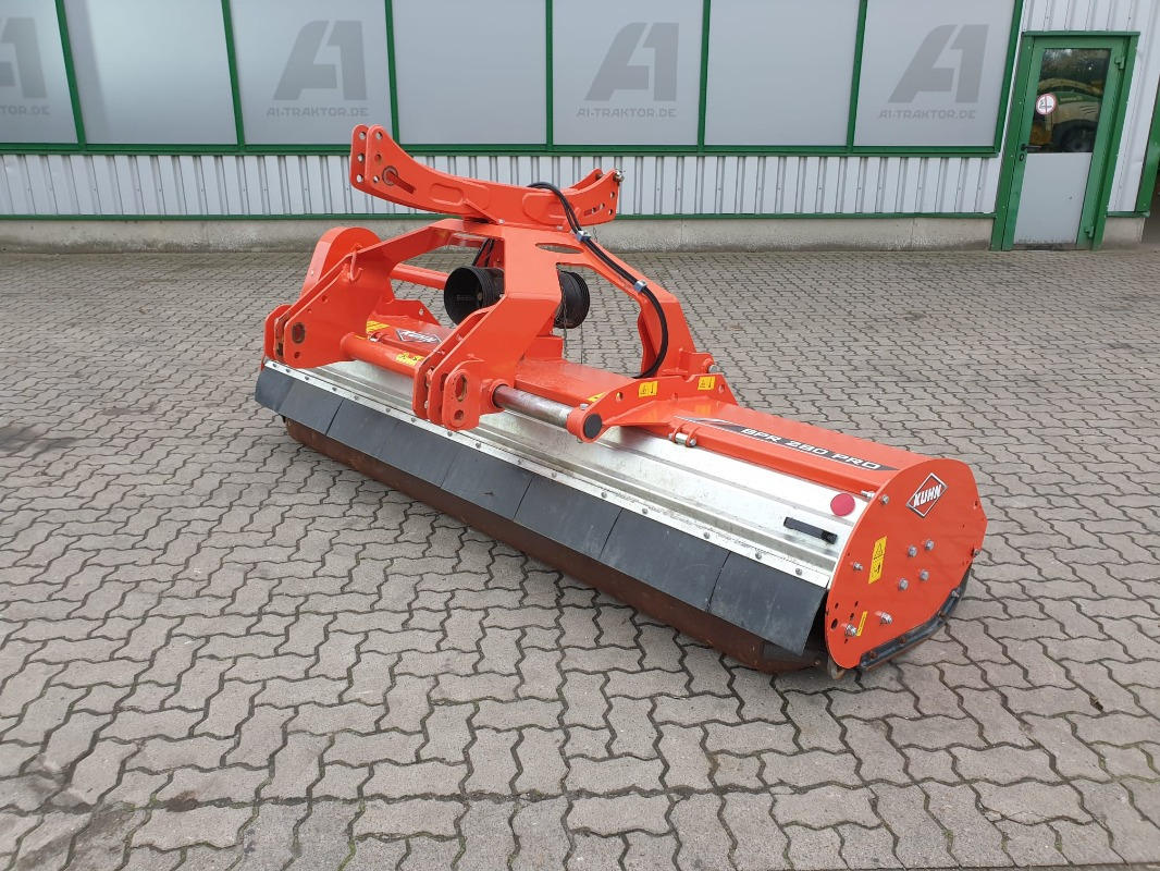 Kuhn BPR 280 PRO - Flail mower: picture 3 Kuhn BPR 280 PRO - Flail mower: picture 3