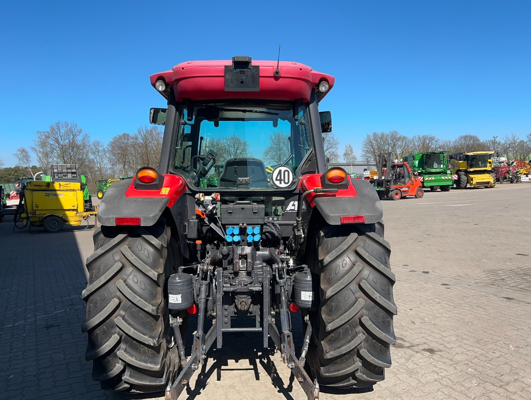 McCormick T 90 - Farm tractor: picture 3 McCormick T 90 - Farm tractor: picture 3