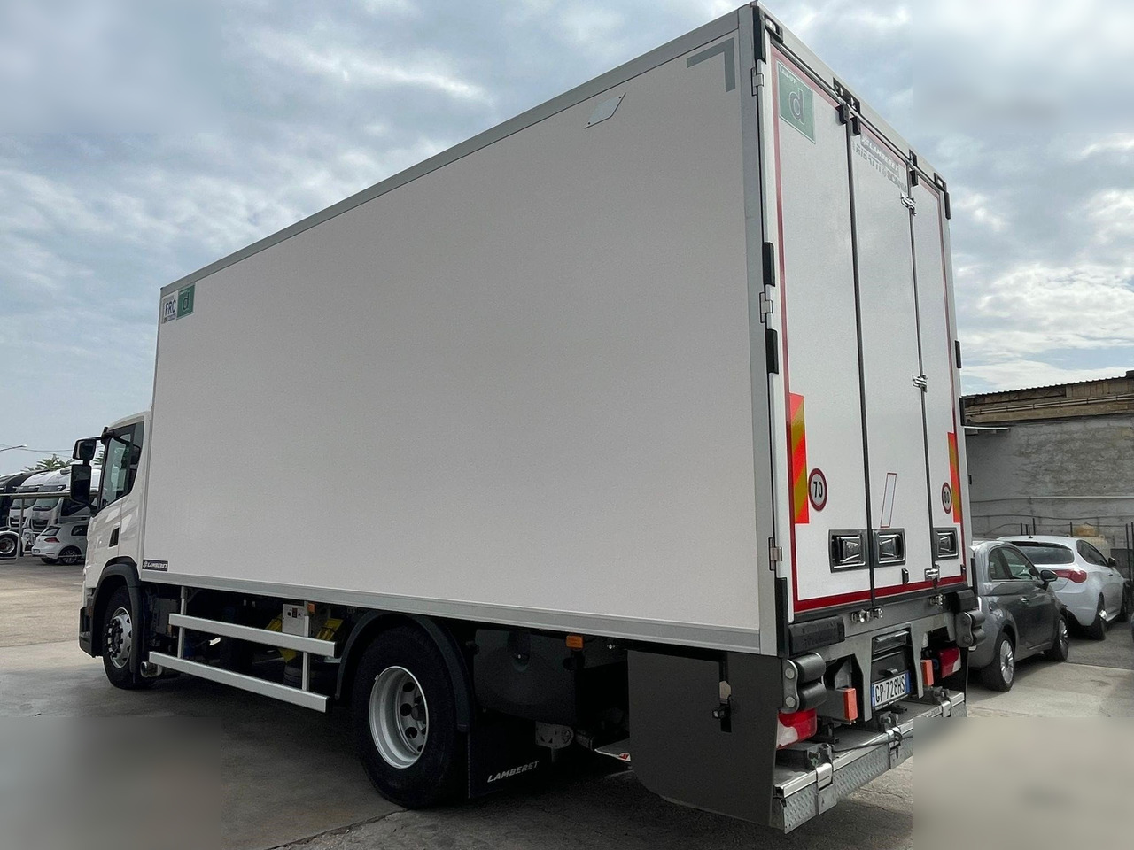 SCANIA P280 - Refrigerator truck: picture 3 SCANIA P280 - Refrigerator truck: picture 3