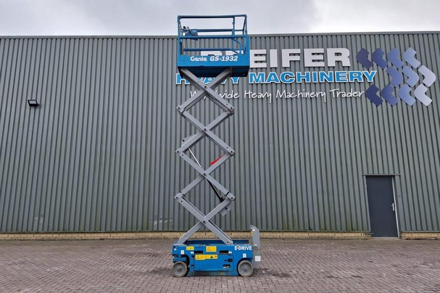 Genie GS1932 E-Drive Several In Stock, 8m Working Height - Scissor lift: picture 3 Genie GS1932 E-Drive Several In Stock, 8m Working Height - Scissor lift: picture 3