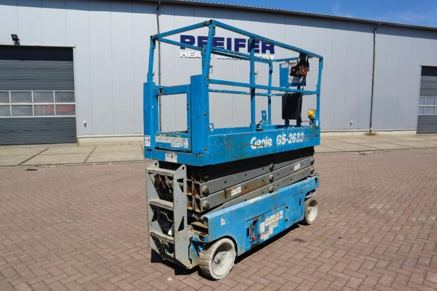 Genie GS2632 Electric, Working Height 10m, 227kg Capacit  - Scissor lift: picture 4 Genie GS2632 Electric, Working Height 10m, 227kg Capacit  - Scissor lift: picture 4
