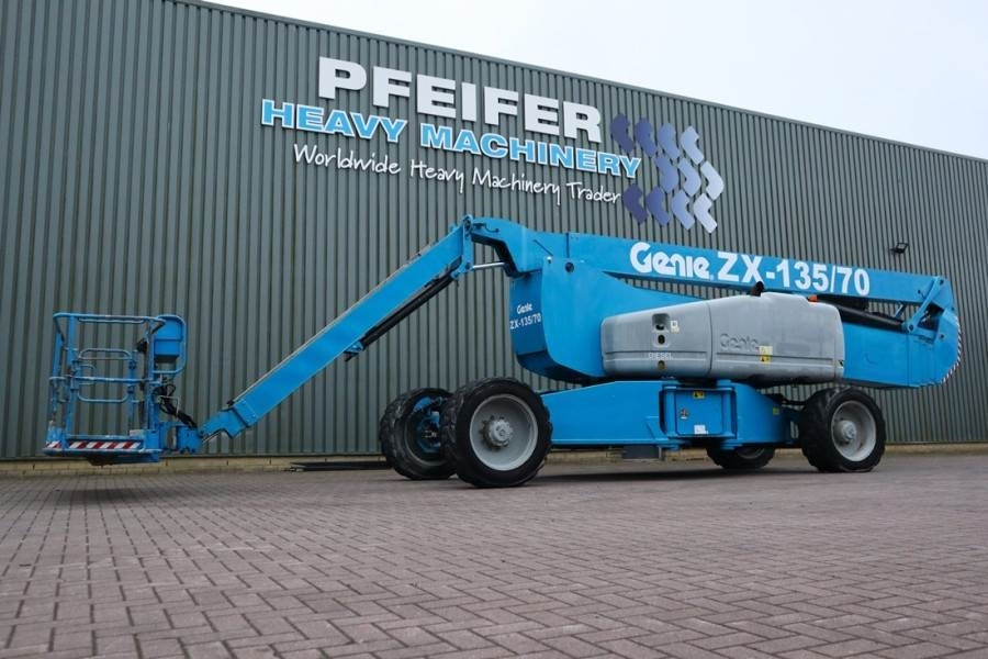 Genie ZX135/70 Diesel, 4x4x4 Drive, 43m Lifting Height, - Articulated boom: picture 1 Genie ZX135/70 Diesel, 4x4x4 Drive, 43m Lifting Height, - Articulated boom: picture 1