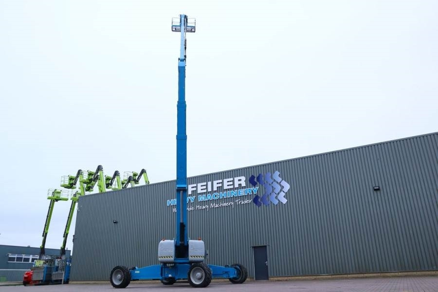 Genie ZX135/70 Diesel, 4x4x4 Drive, 43m Lifting Height, - Articulated boom: picture 3 Genie ZX135/70 Diesel, 4x4x4 Drive, 43m Lifting Height, - Articulated boom: picture 3