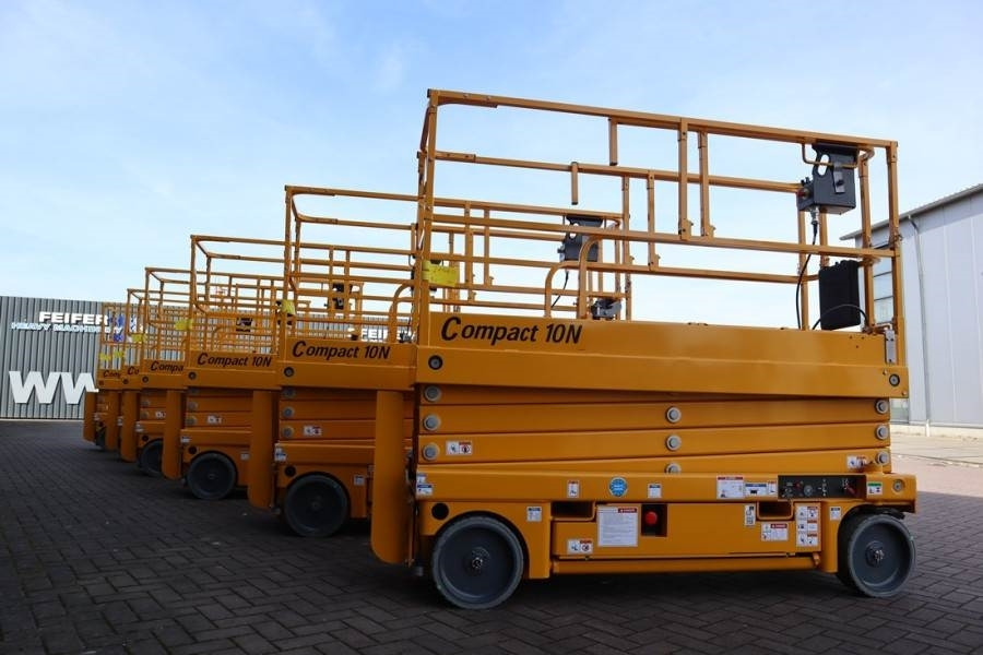 Lease a Haulotte Compact 10N Valid Iinspection, *Guarantee! 10m Wor  Haulotte Compact 10N Valid Iinspection, *Guarantee! 10m Wor: picture 6