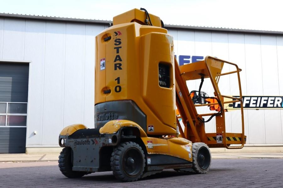 Haulotte STAR 10 As-Is, Electric, 10m Working Height, 3m Re - Articulated boom: picture 2 Haulotte STAR 10 As-Is, Electric, 10m Working Height, 3m Re - Articulated boom: picture 2