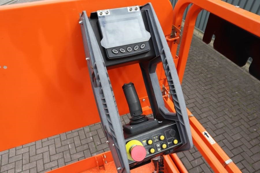 JLG ERT4069 Unused, Electric, 14.3m Working Height, 36 - Scissor lift: picture 4 JLG ERT4069 Unused, Electric, 14.3m Working Height, 36 - Scissor lift: picture 4