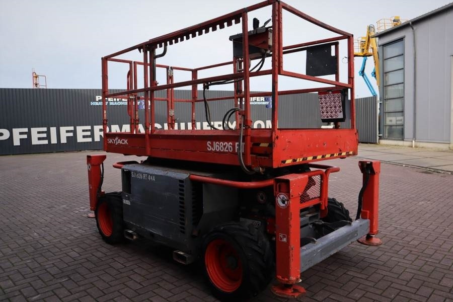 Scissor lift SkyJack SJ6826 Diesel, 4x4 Drive, 10m Working Height, 567k: picture 7