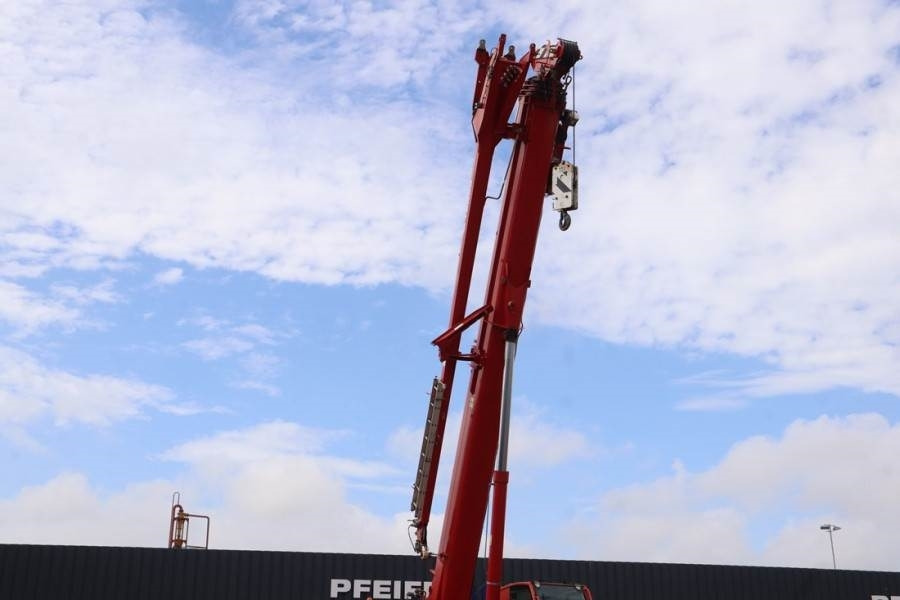 All terrain crane Terex AC40/2L Diesel, 4x4 Drive And 4-Wheel Steering, 40: picture 15 All terrain crane Terex AC40/2L Diesel, 4x4 Drive And 4-Wheel Steering, 40: picture 15