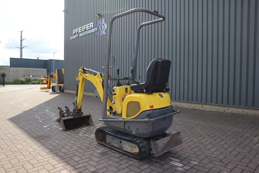 Wacker Neuson E08-01 Wacker Neuson mini excavator including 2 bu - Mini excavator: picture 4 Wacker Neuson E08-01 Wacker Neuson mini excavator including 2 bu - Mini excavator: picture 4