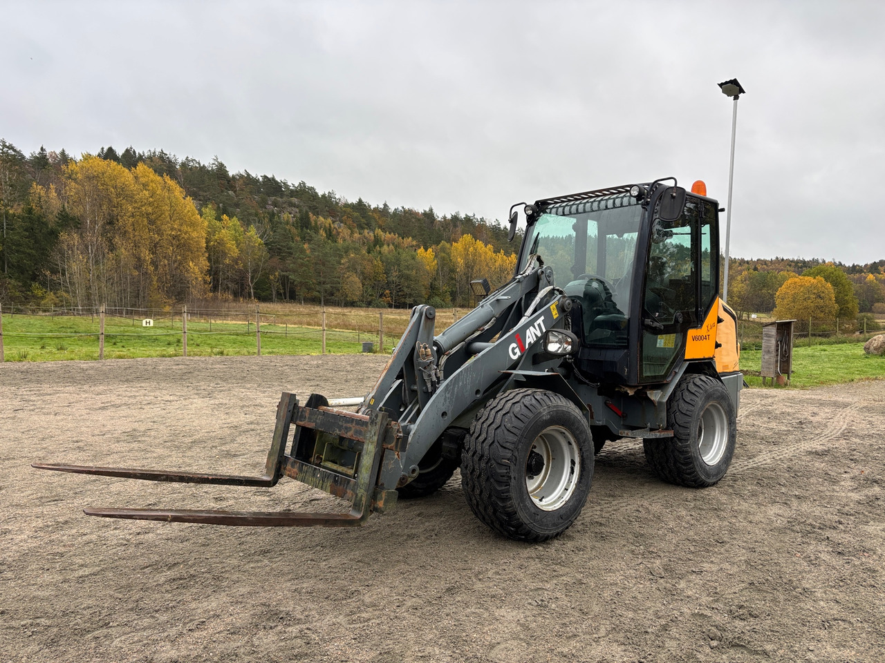 Giant V6004 x-tra - Wheel loader: picture 1 Giant V6004 x-tra - Wheel loader: picture 1