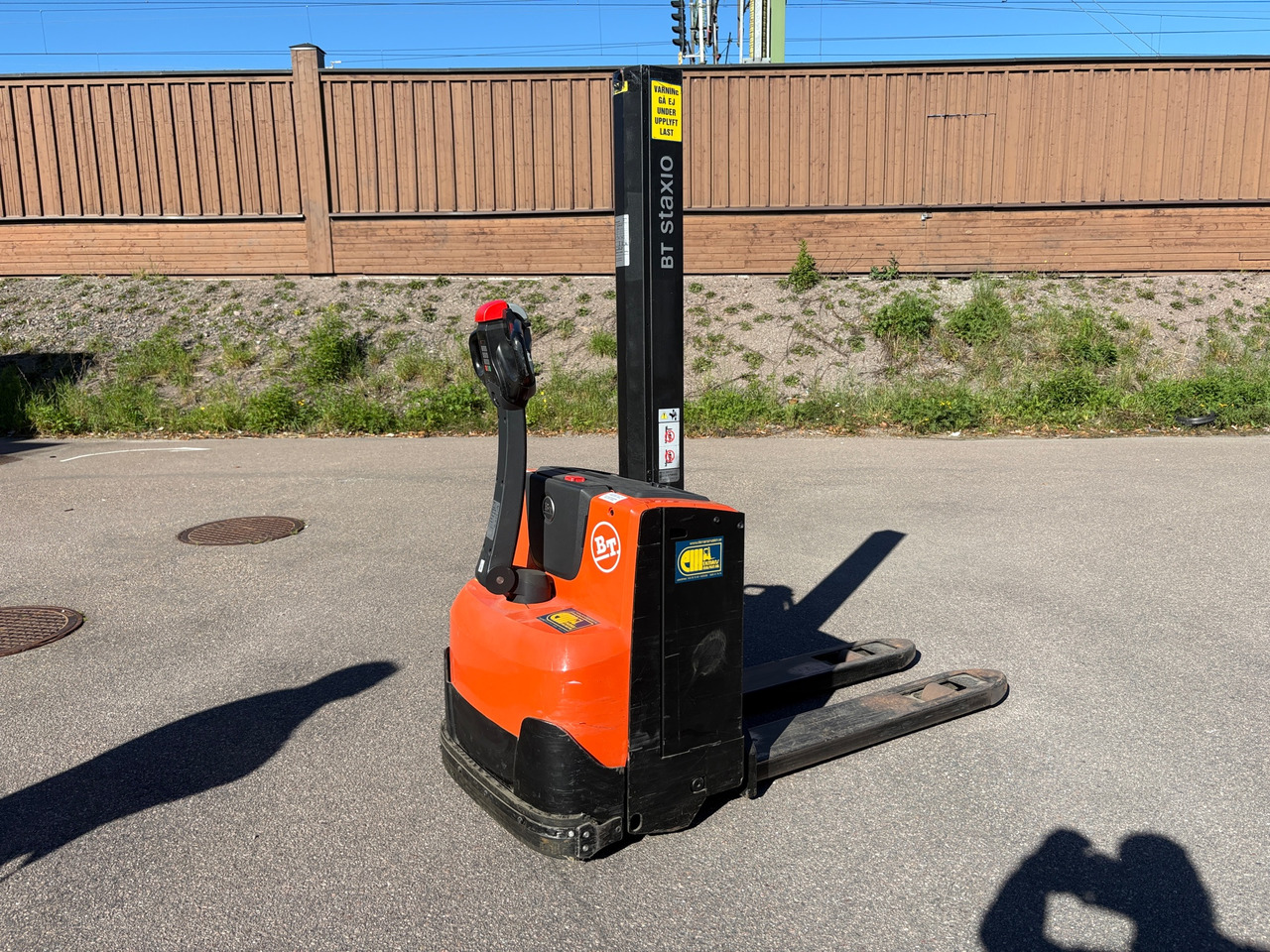 Toyota SWE080L - Material handling equipment: picture 1 Toyota SWE080L - Material handling equipment: picture 1