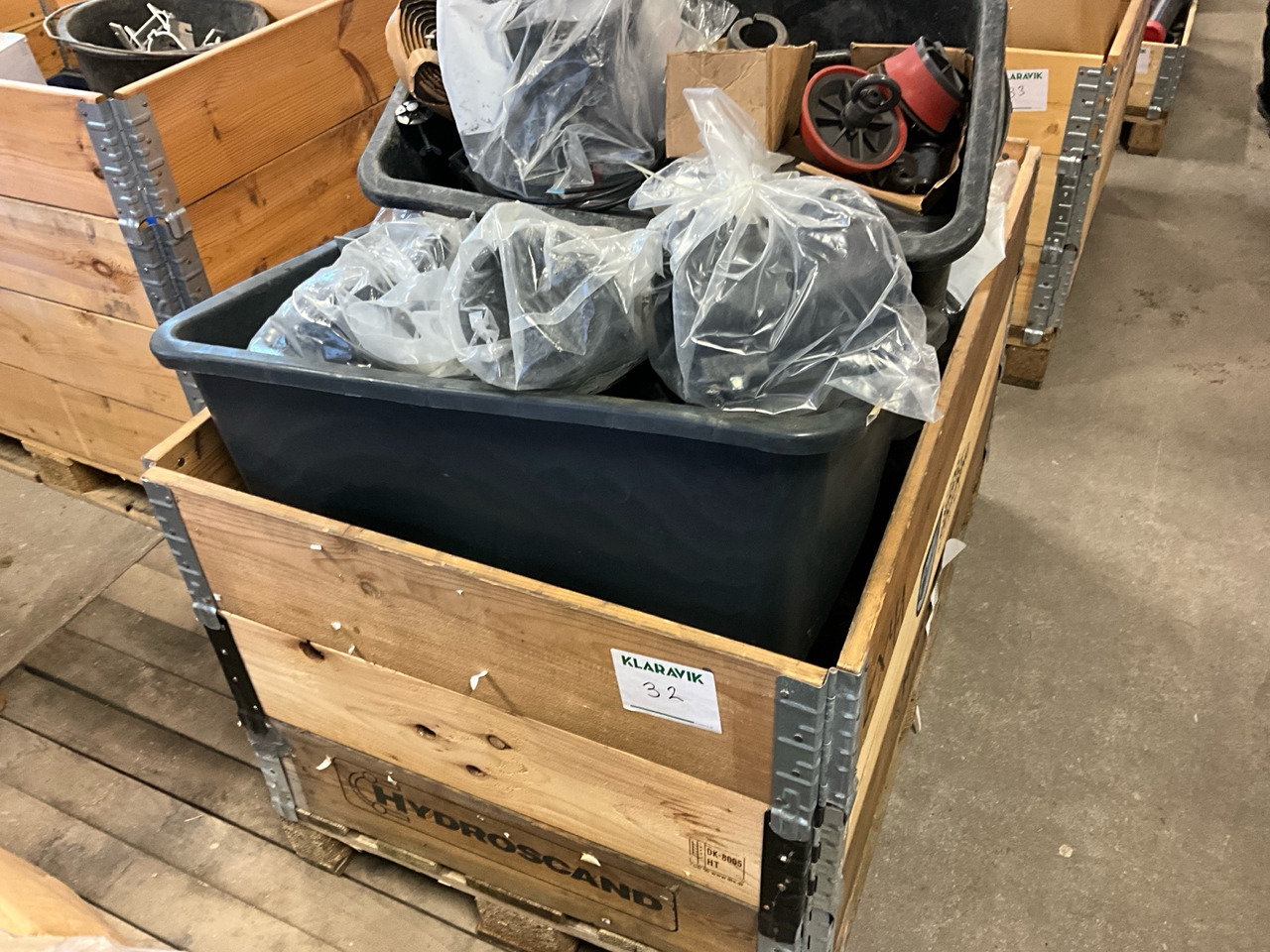 Parti med svetskopplingar - Construction equipment: picture 1 Parti med svetskopplingar - Construction equipment: picture 1