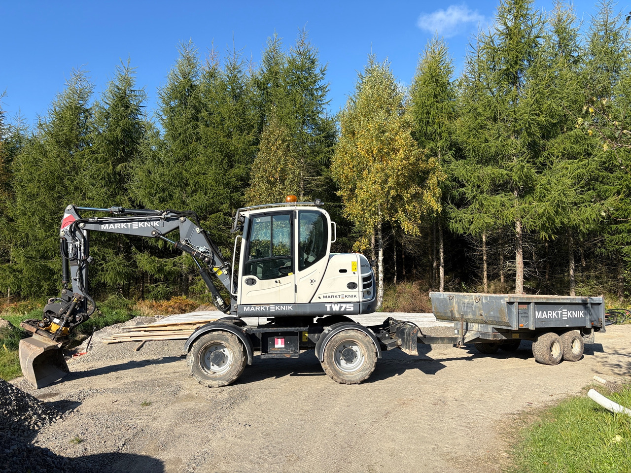 Terex TW75 - Excavator: picture 1 Terex TW75 - Excavator: picture 1