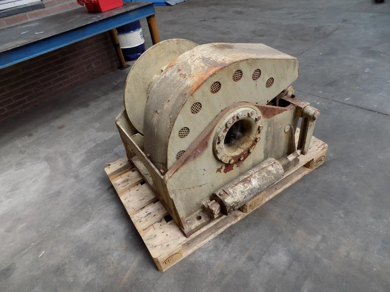 Lier-winch puls lier-puls winch met vrije val - Drilling rig: picture 5 Lier-winch puls lier-puls winch met vrije val - Drilling rig: picture 5