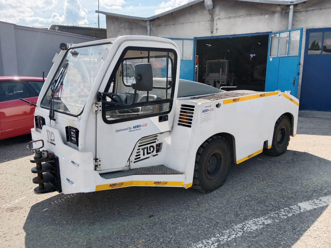 TLD TMX150 - Pushback tractor: picture 3 TLD TMX150 - Pushback tractor: picture 3