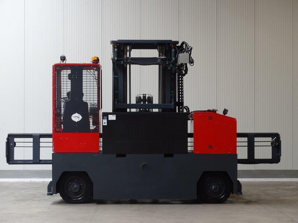 Combilift ESL5067 - 4-way reach truck: picture 4 Combilift ESL5067 - 4-way reach truck: picture 4