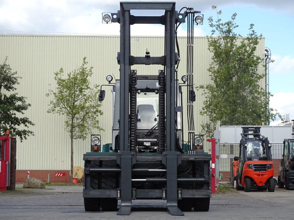 Kalmar DCE120-6 - Vollfreihub - Diesel forklift: picture 5 Kalmar DCE120-6 - Vollfreihub - Diesel forklift: picture 5