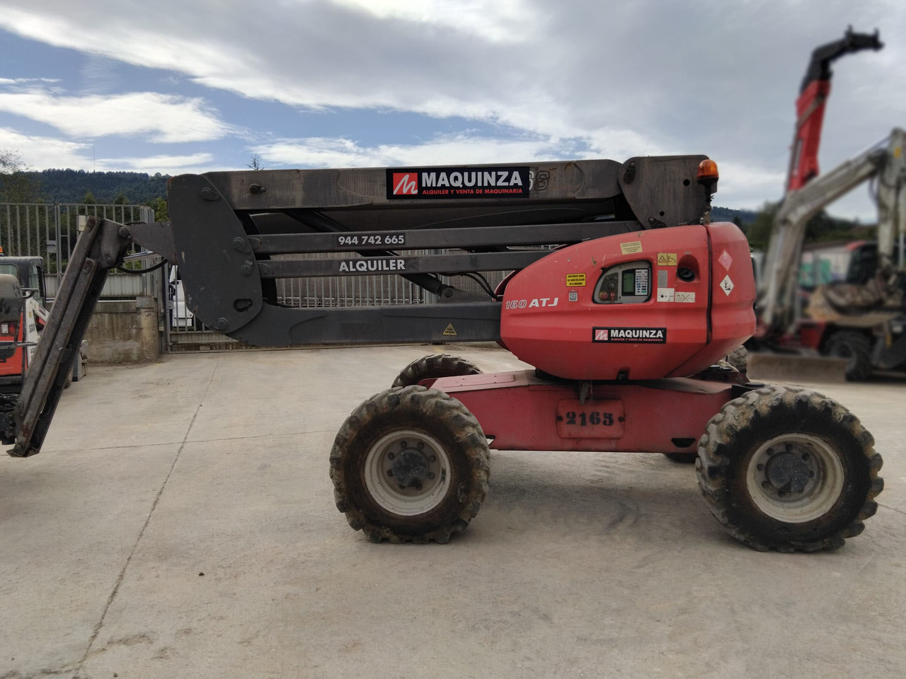 MANITOU 160ATJ EJE OSCILANTE - Articulated boom: picture 1 MANITOU 160ATJ EJE OSCILANTE - Articulated boom: picture 1