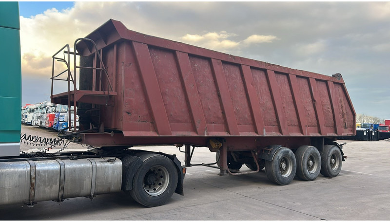 Groeningen 9000 LAK (37m³ / GRAND BENNE ! / BIG TIPPER / STEEL !!! / ACIER !!! / FREINS TAMBOUR) - Tipper semi-trailer: picture 1 Groeningen 9000 LAK (37m³ / GRAND BENNE ! / BIG TIPPER / STEEL !!! / ACIER !!! / FREINS TAMBOUR) - Tipper semi-trailer: picture 1