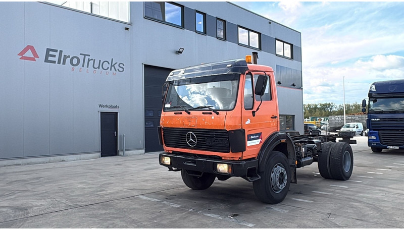 Mercedes-Benz SK 1622 (4X4 / LAMES / GRAND PONT / V6 / BIG AXLE / POMPE MANUELLE) - Cab chassis truck: picture 1 Mercedes-Benz SK 1622 (4X4 / LAMES / GRAND PONT / V6 / BIG AXLE / POMPE MANUELLE) - Cab chassis truck: picture 1