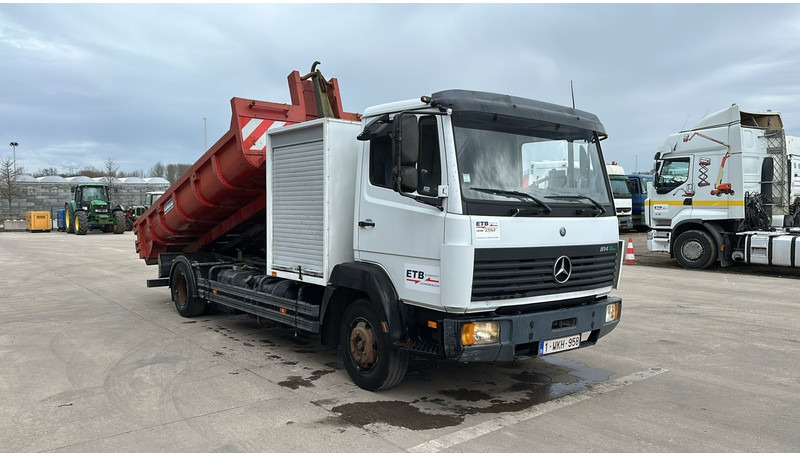 Mercedes-Benz SK 814 (BELGIAN TRUCK / HOOK / PERFECT CONDITION !!! / WITH CONTAINER / 363000 KM !!!! ) - Hook lift truck: picture 4 Mercedes-Benz SK 814 (BELGIAN TRUCK / HOOK / PERFECT CONDITION !!! / WITH CONTAINER / 363000 KM !!!! ) - Hook lift truck: picture 4