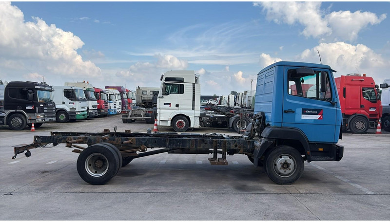 Mercedes-Benz SK 914 (EURO 2 / CHASSIS) - Cab chassis truck: picture 4 Mercedes-Benz SK 914 (EURO 2 / CHASSIS) - Cab chassis truck: picture 4