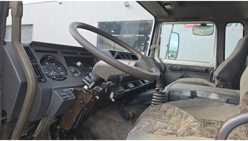 Tipper, Crane truck Renault G 300 Manager (POMPE MANUELLE / GRUE COPMA 90.2 / LAMES / 6X4 / GRAND PONT): picture 13