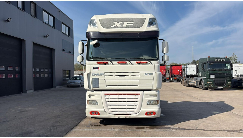 DAF 105 XF 410 (BOITE MANUELLE / MANUAL GEARBOX) - Tractor unit: picture 2 DAF 105 XF 410 (BOITE MANUELLE / MANUAL GEARBOX) - Tractor unit: picture 2