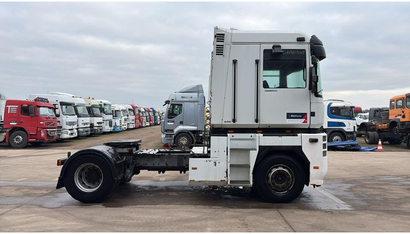 Renault AE 440 Magnum E-tech (BOITE MANUELLE / MANUAL GEARBOX) - Tractor unit: picture 3 Renault AE 440 Magnum E-tech (BOITE MANUELLE / MANUAL GEARBOX) - Tractor unit: picture 3