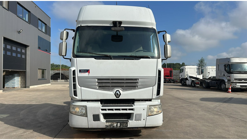 Renault Premium 450 DXI (BOITE MANUELLE / MANUAL GEARBOX) - Tractor unit: picture 2 Renault Premium 450 DXI (BOITE MANUELLE / MANUAL GEARBOX) - Tractor unit: picture 2