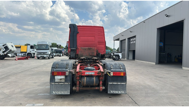 Tractor unit Volvo FM 12 - 420 (6X4 / TRACTEUR ORIGINAL / BOITE MANUELLE / MANUAL GEARBOX / PROPRE): picture 6