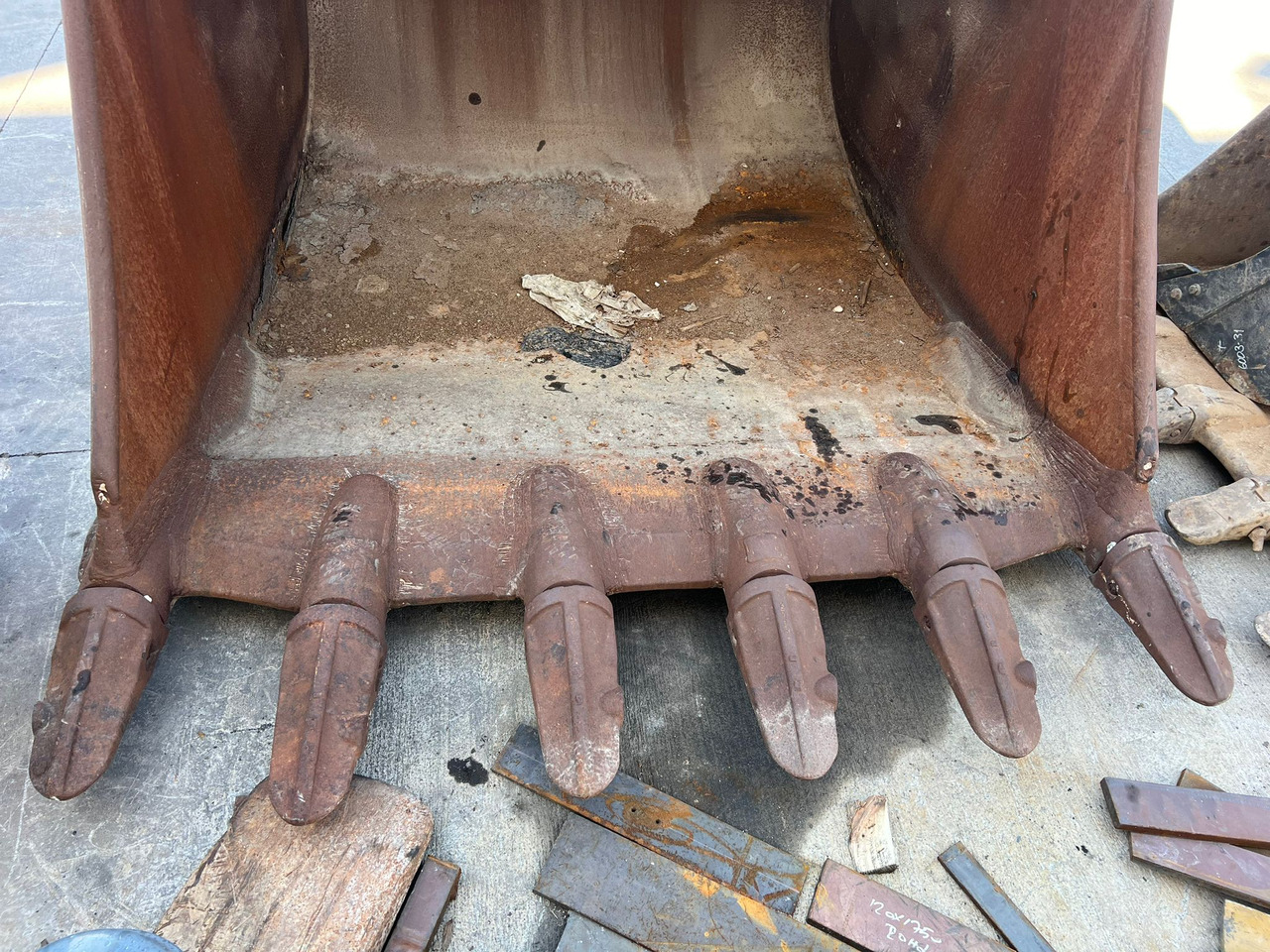 KOMATSU PC850 - Excavator bucket for Construction machinery: picture 2 KOMATSU PC850 - Excavator bucket for Construction machinery: picture 2