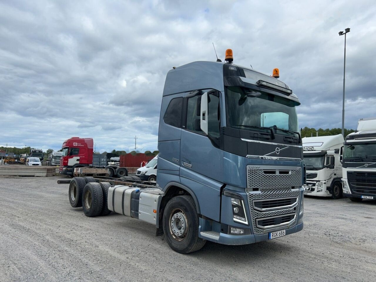 Volvo FH650 - Cab chassis truck: picture 3 Volvo FH650 - Cab chassis truck: picture 3