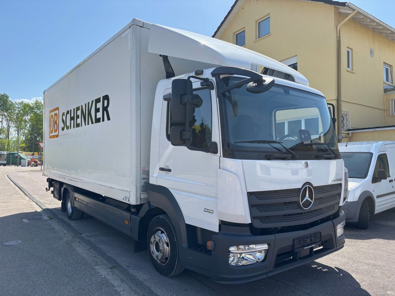 Mercedes-Benz Atego III 818L, Euro-6, Klima, LBW, Ladung1986kg - Box truck: picture 2 Mercedes-Benz Atego III 818L, Euro-6, Klima, LBW, Ladung1986kg - Box truck: picture 2