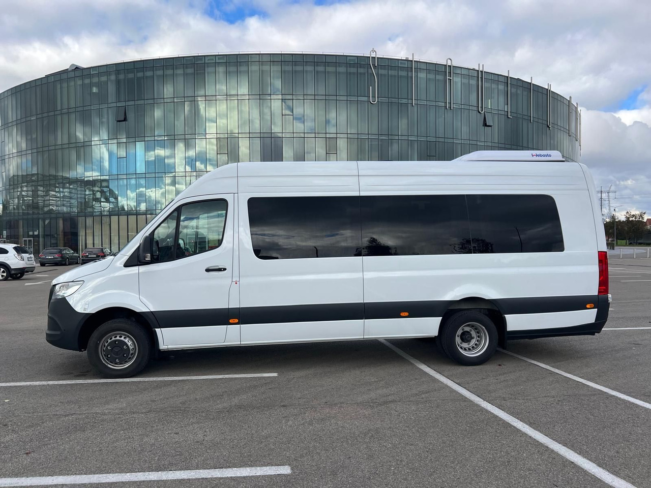 Mercedes-Benz Sprinter 517 Komfort XL, 21 SS - Minibus, Passenger van: picture 4 Mercedes-Benz Sprinter 517 Komfort XL, 21 SS - Minibus, Passenger van: picture 4
