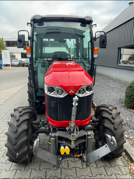 Massey Ferguson e1700 HC - Farm tractor: picture 5 Massey Ferguson e1700 HC - Farm tractor: picture 5