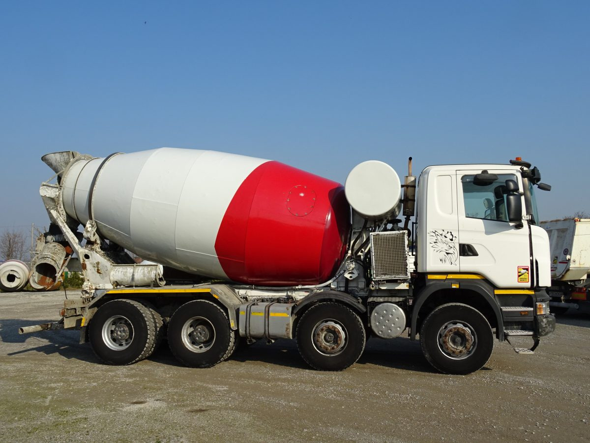 SCANIA R420 8X4 ARMEC HY120 - Concrete mixer truck: picture 4 SCANIA R420 8X4 ARMEC HY120 - Concrete mixer truck: picture 4
